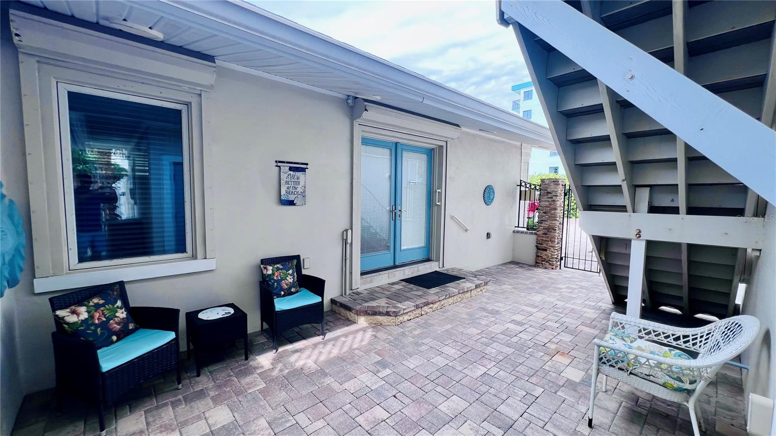 TB8431711 Property Photo