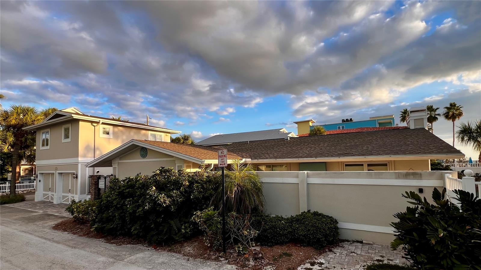 TB8431711 Property Photo