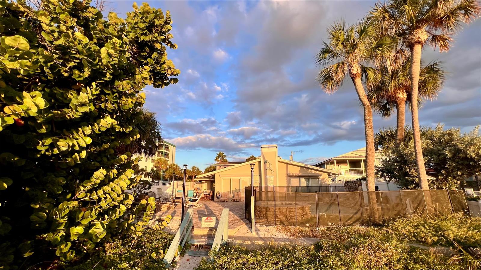 TB8431711 Property Photo