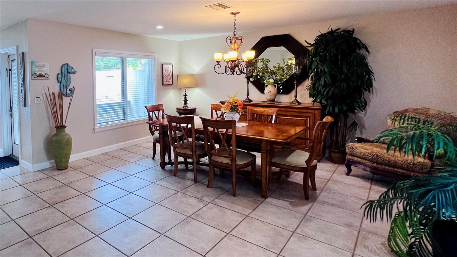 TB8431711 Property Photo