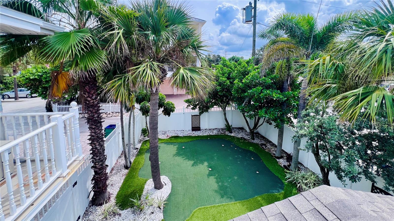 TB8431711 Property Photo