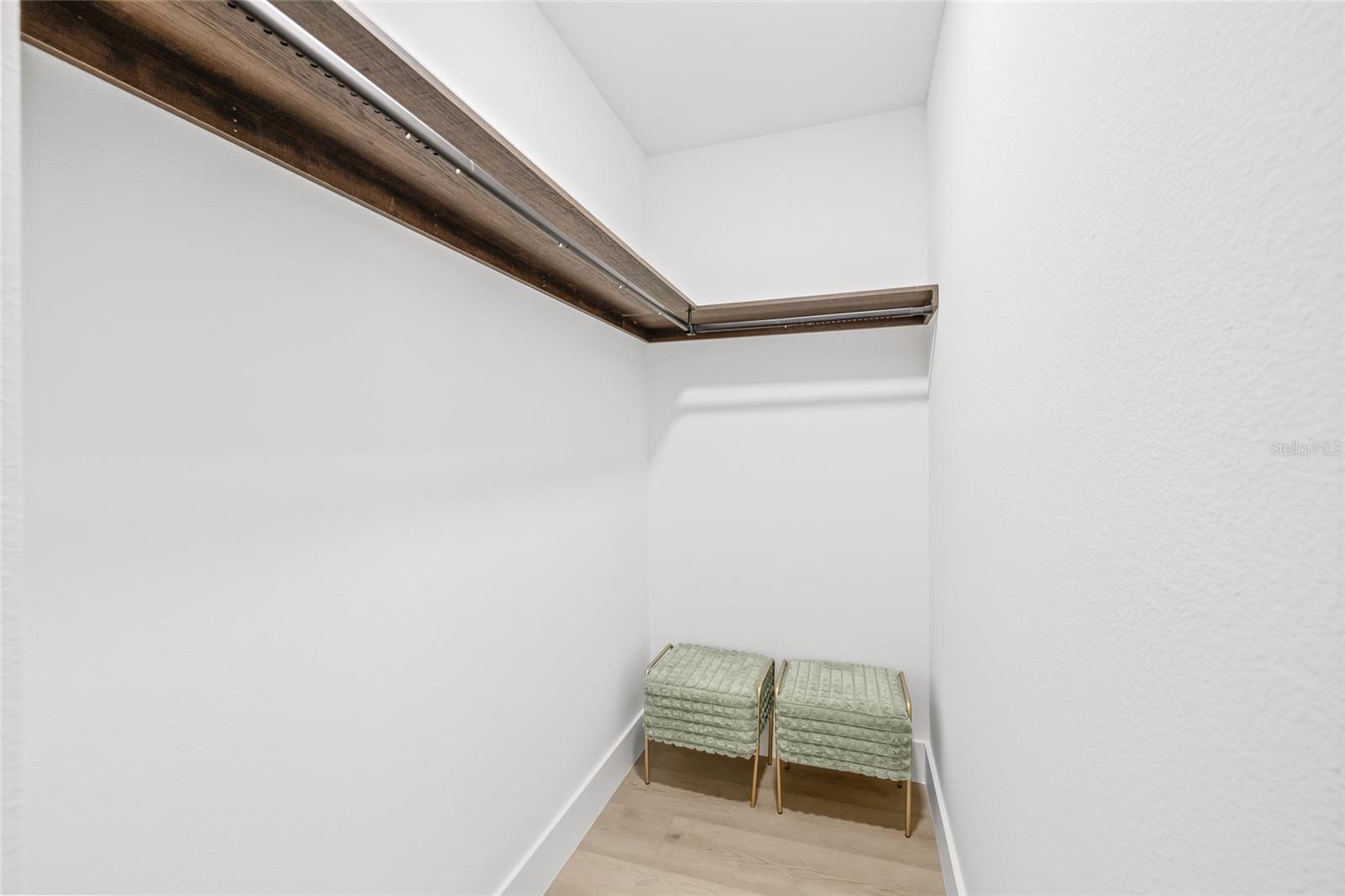 6196 44TH AVE N, KENNETH CITY, FL, 33709