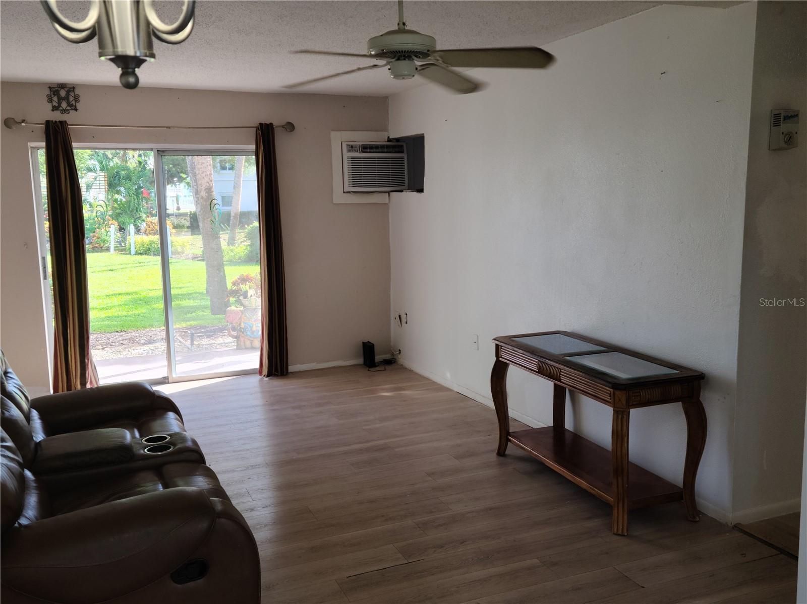 A4666427 Property Photo