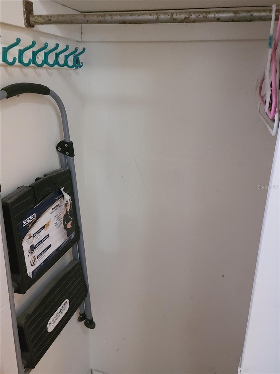 A4666427 Property Photo