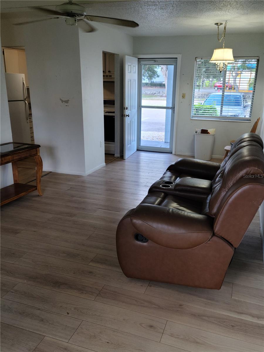 A4666427 Property Photo