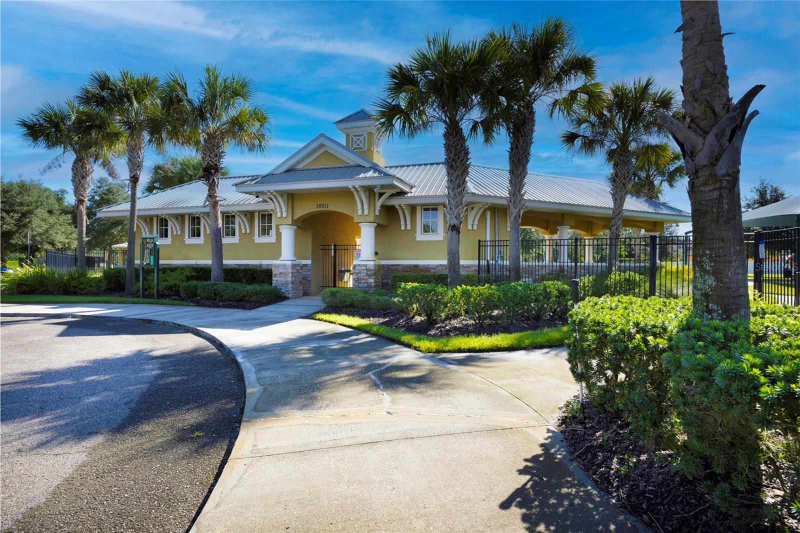 19421 PADDOCK VIEW DR, TAMPA, FL, 33647