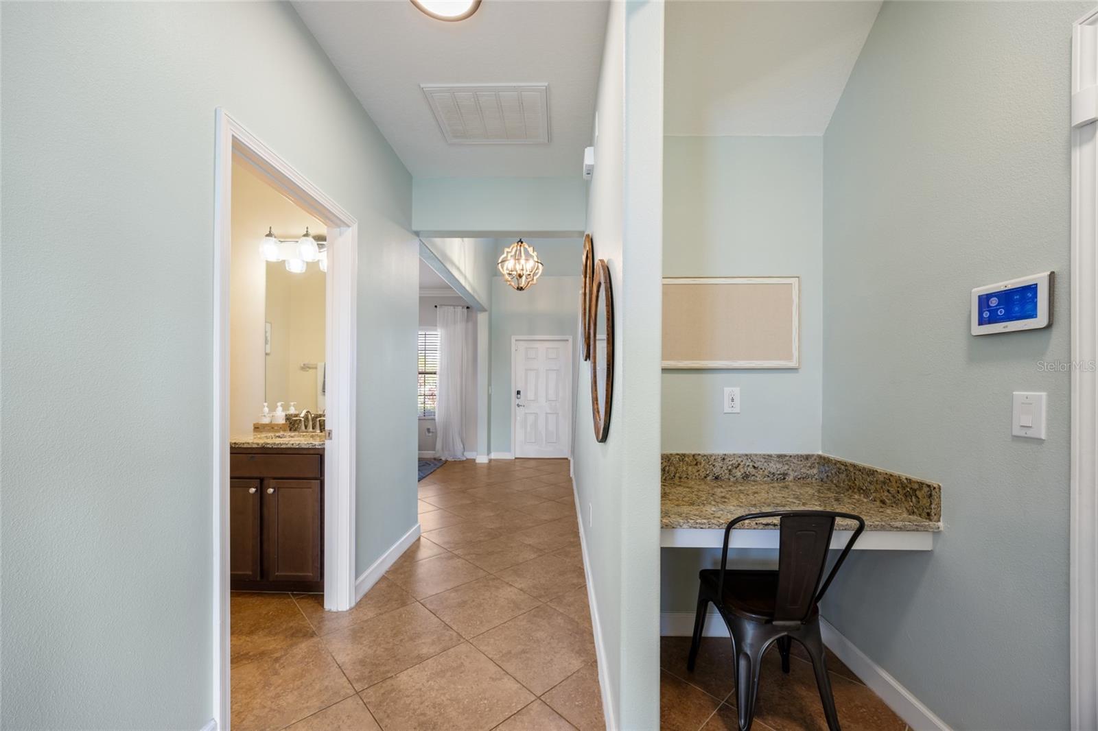 19421 PADDOCK VIEW DR, TAMPA, FL, 33647