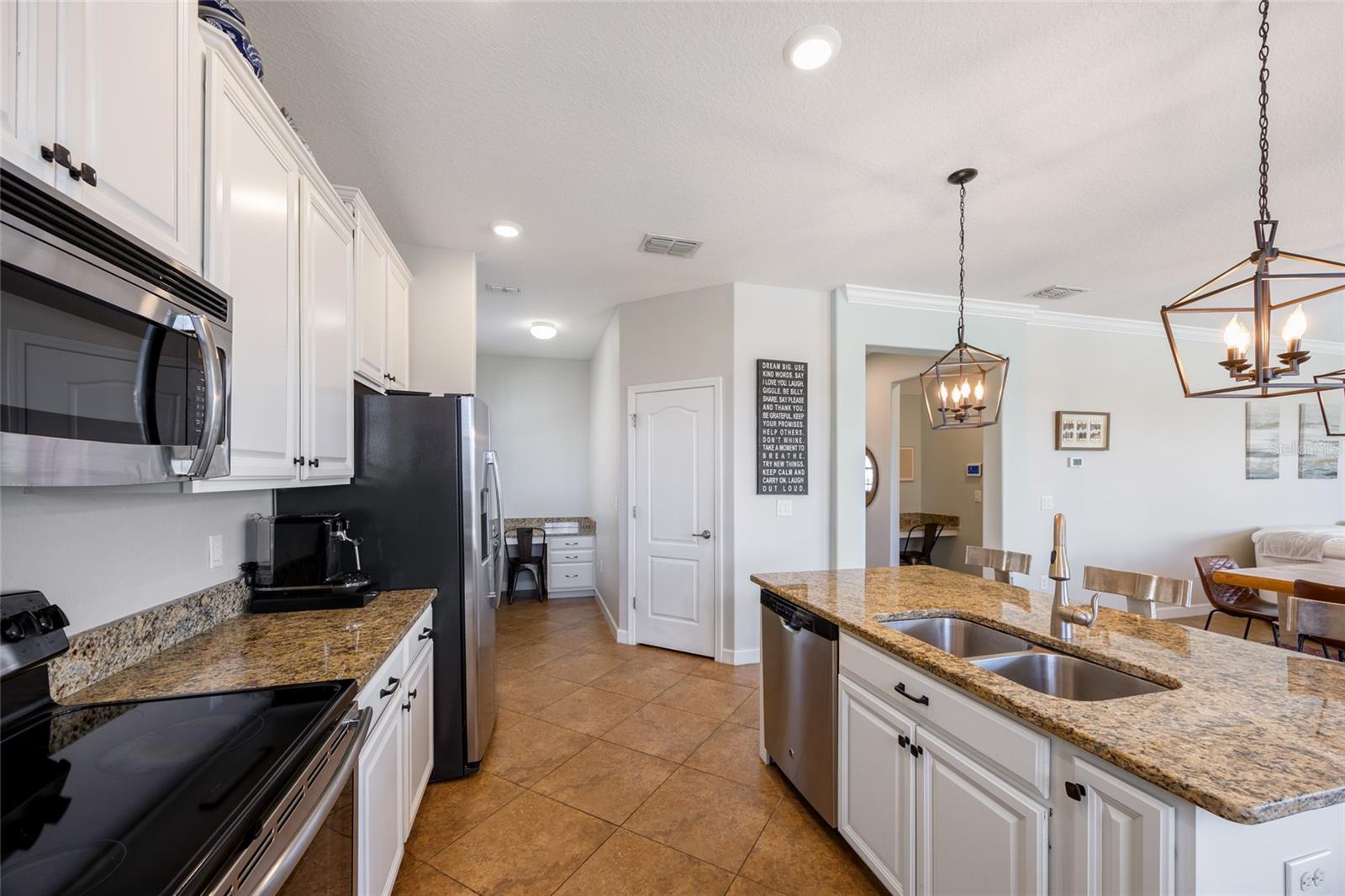 19421 PADDOCK VIEW DR, TAMPA, FL, 33647