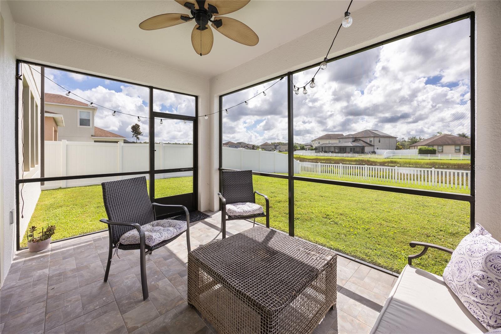 19421 PADDOCK VIEW DR, TAMPA, FL, 33647