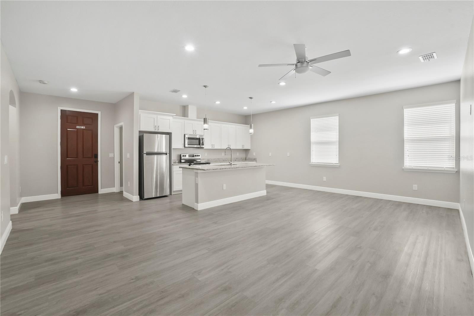 2922 W CHESTNUT ST, TAMPA, FL, 33607