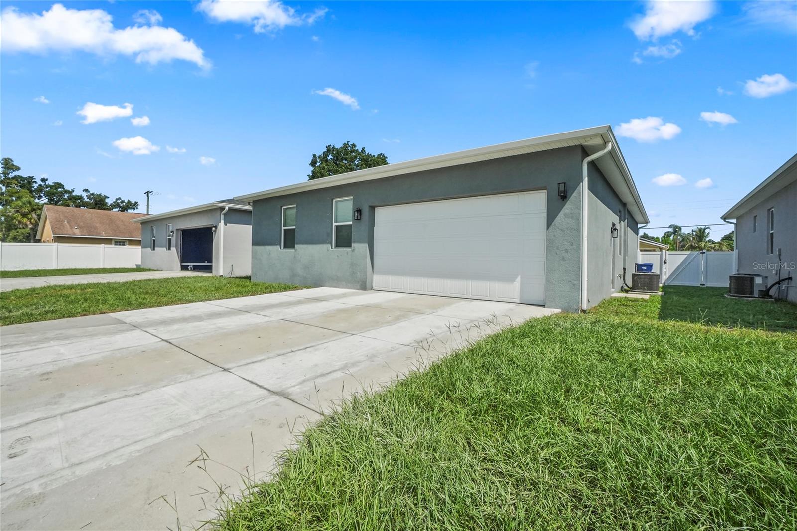 2922 W CHESTNUT ST, TAMPA, FL, 33607