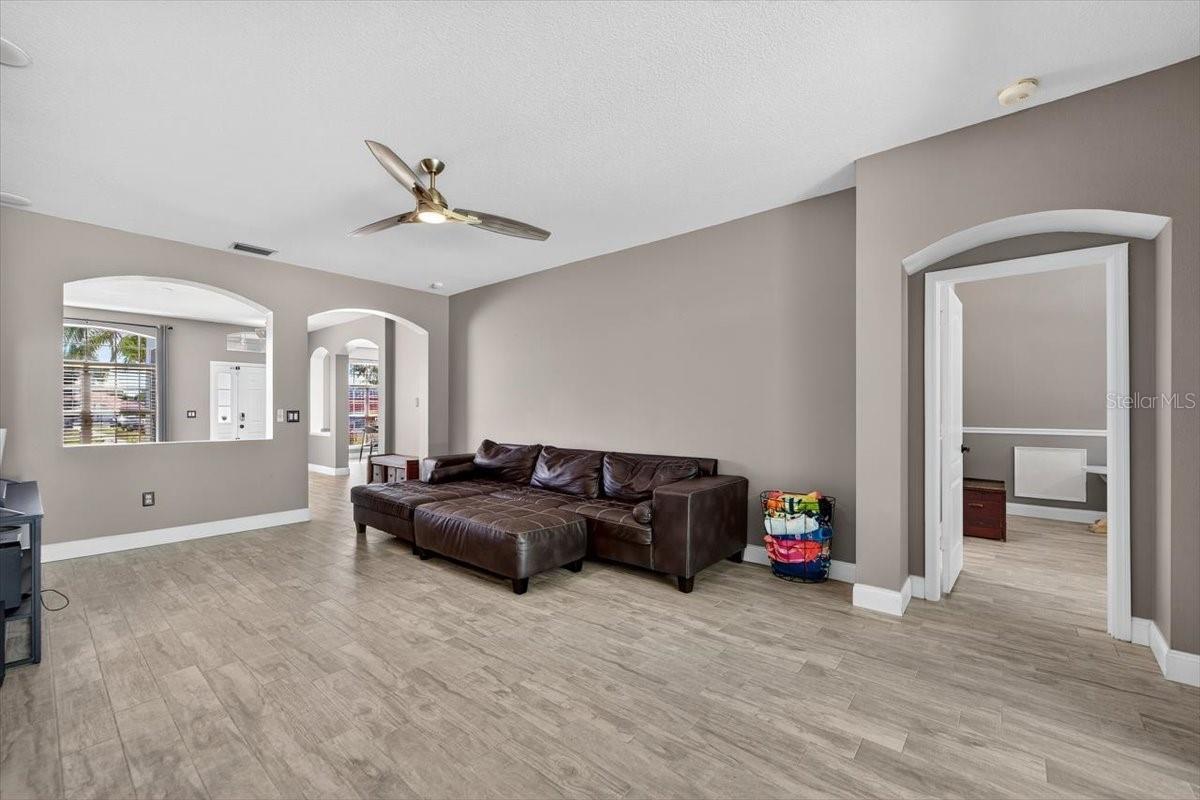 529 TUSCANNY ST, BRANDON, FL, 33511