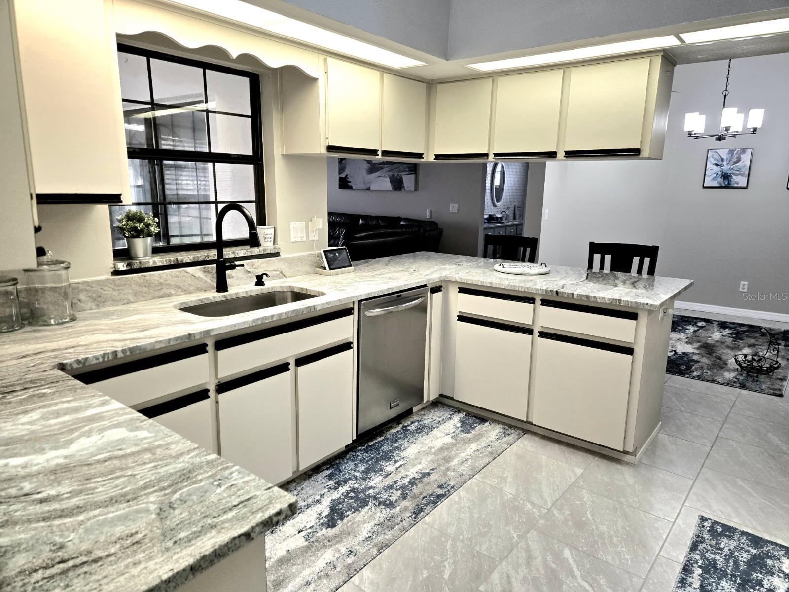 21524 QUEEN ANNE CT, LEESBURG, FL, 34748