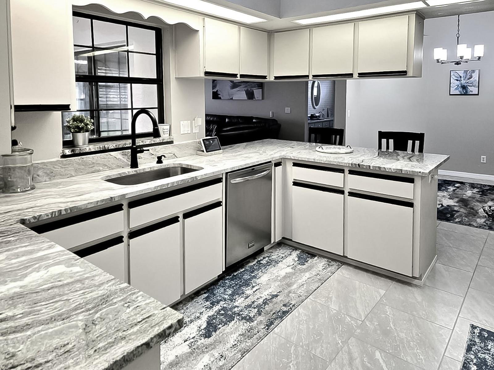 21524 QUEEN ANNE CT, LEESBURG, FL, 34748