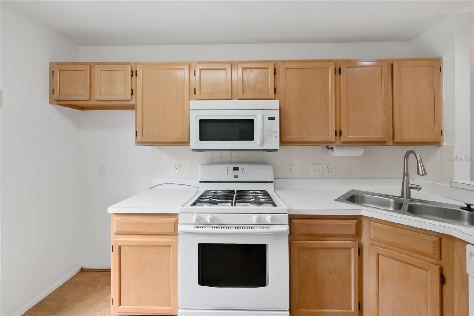 13010 LORNA PL, TAMPA, FL, 33618