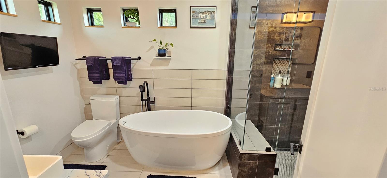 2319 DRAKE DR, ORLANDO, FL, 32810