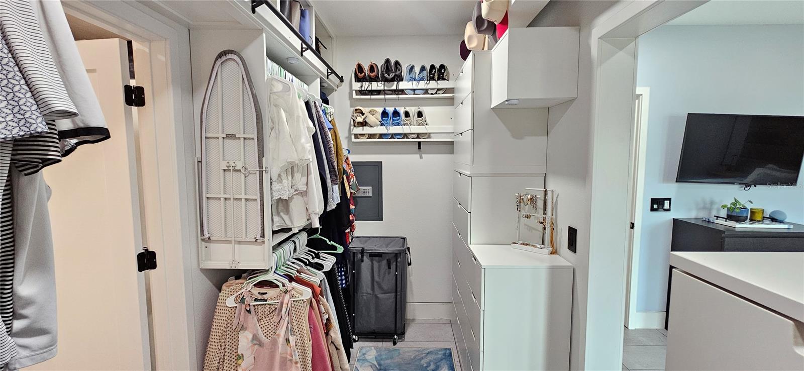 2319 DRAKE DR, ORLANDO, FL, 32810