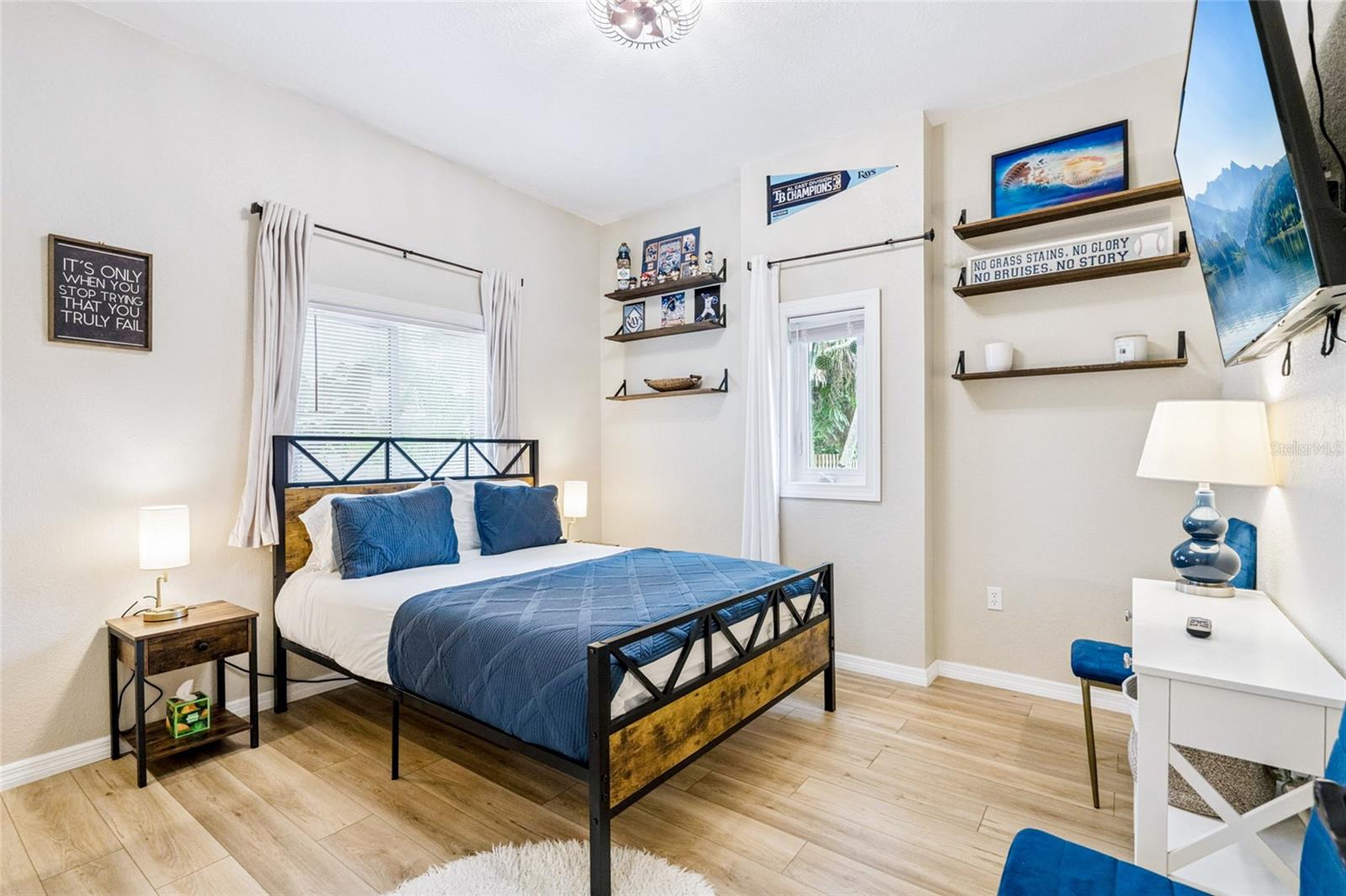 O6347884 Property Photo