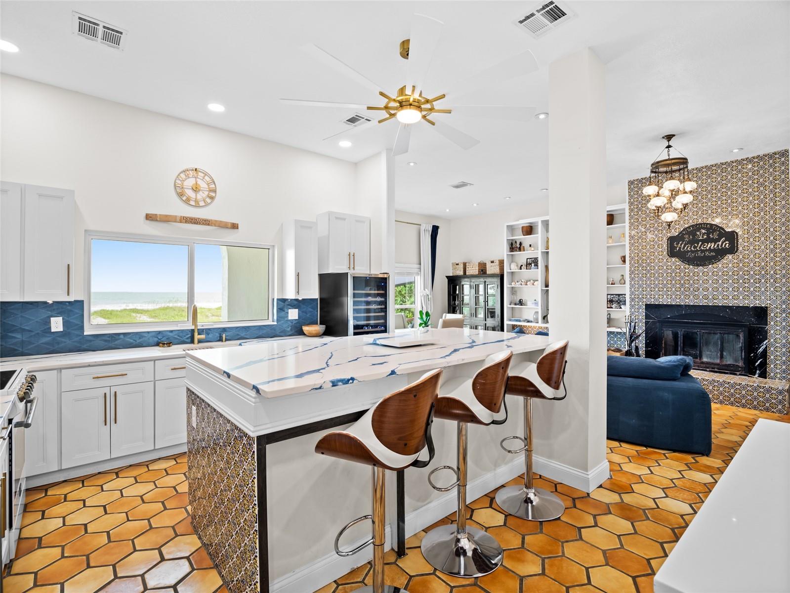 O6347884 Property Photo