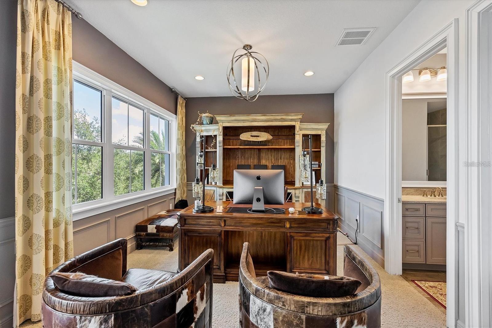 A4666502 Property Photo