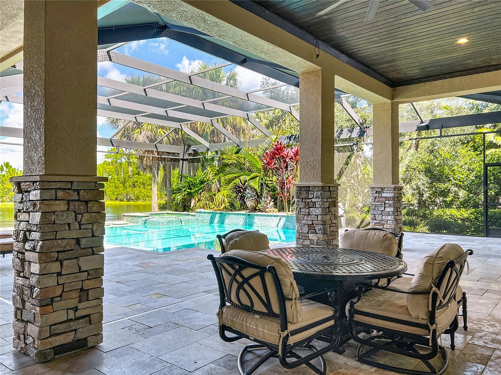 A4666502 Property Photo