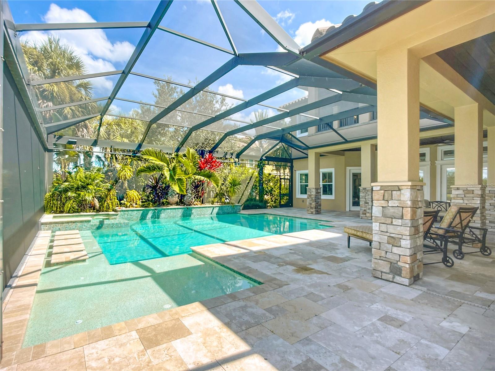 A4666502 Property Photo