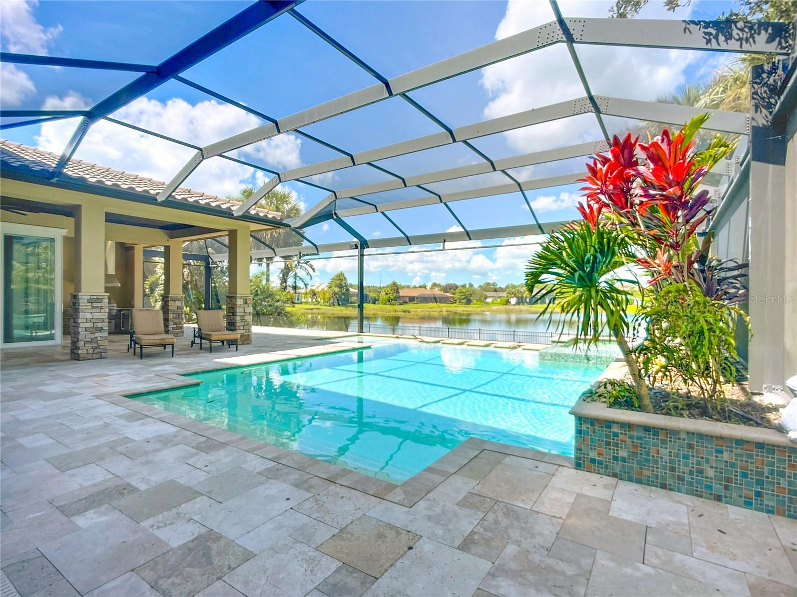 A4666502 Property Photo