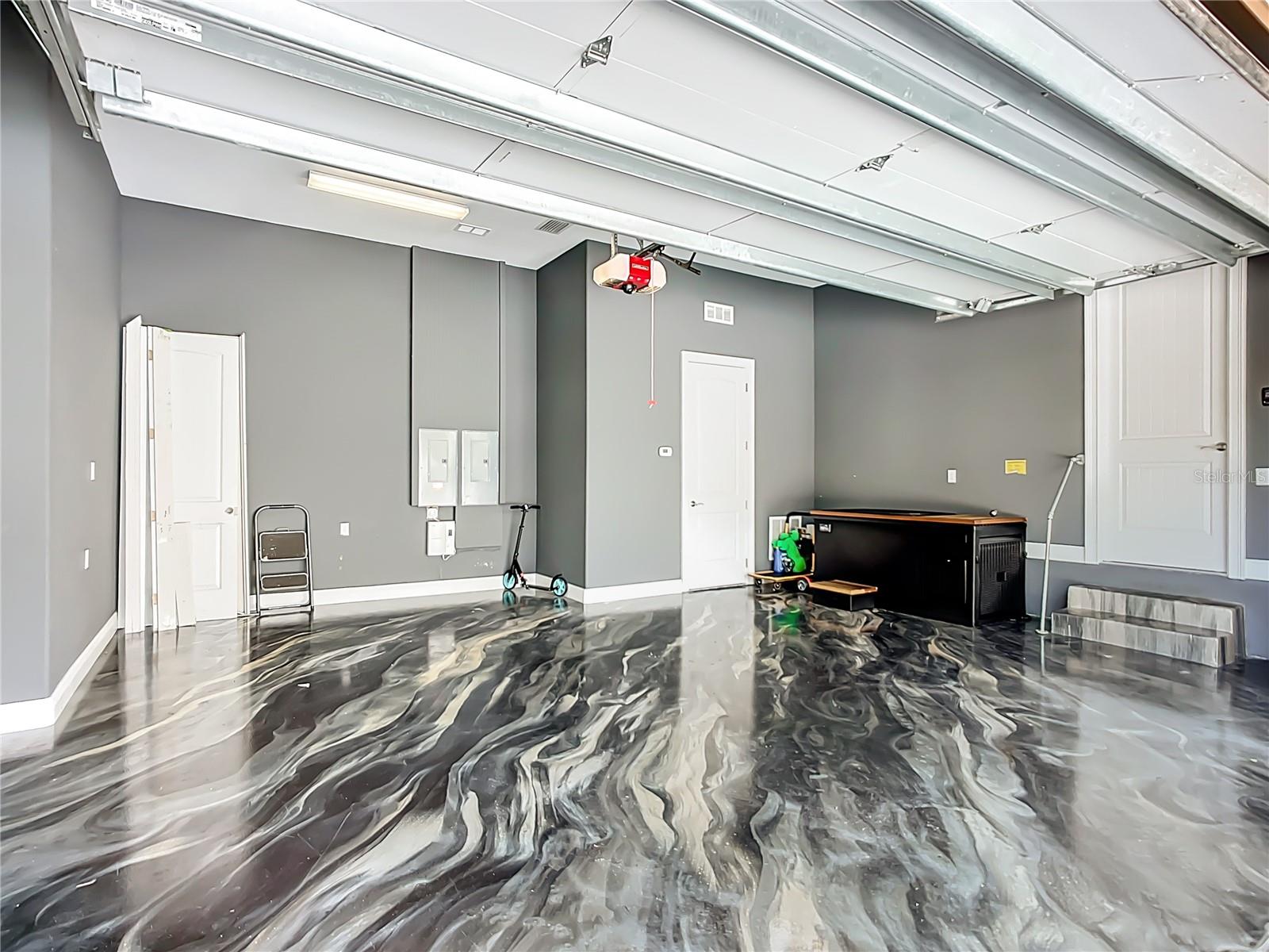 A4666502 Property Photo