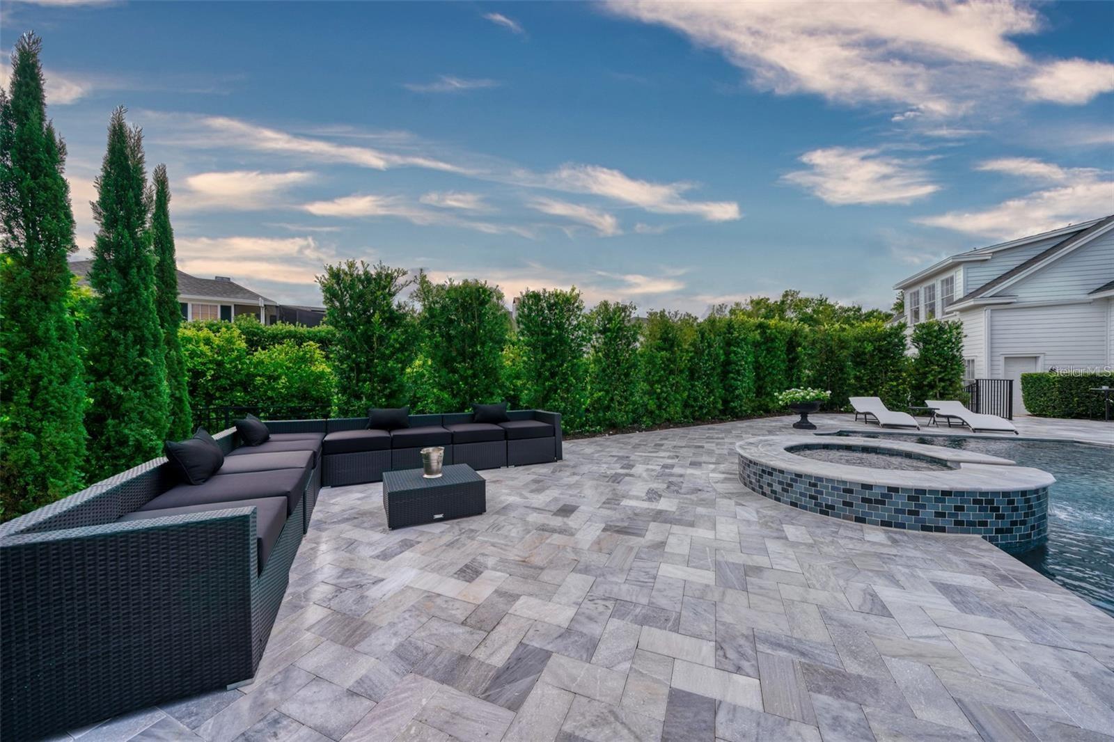 S5135517 Property Photo