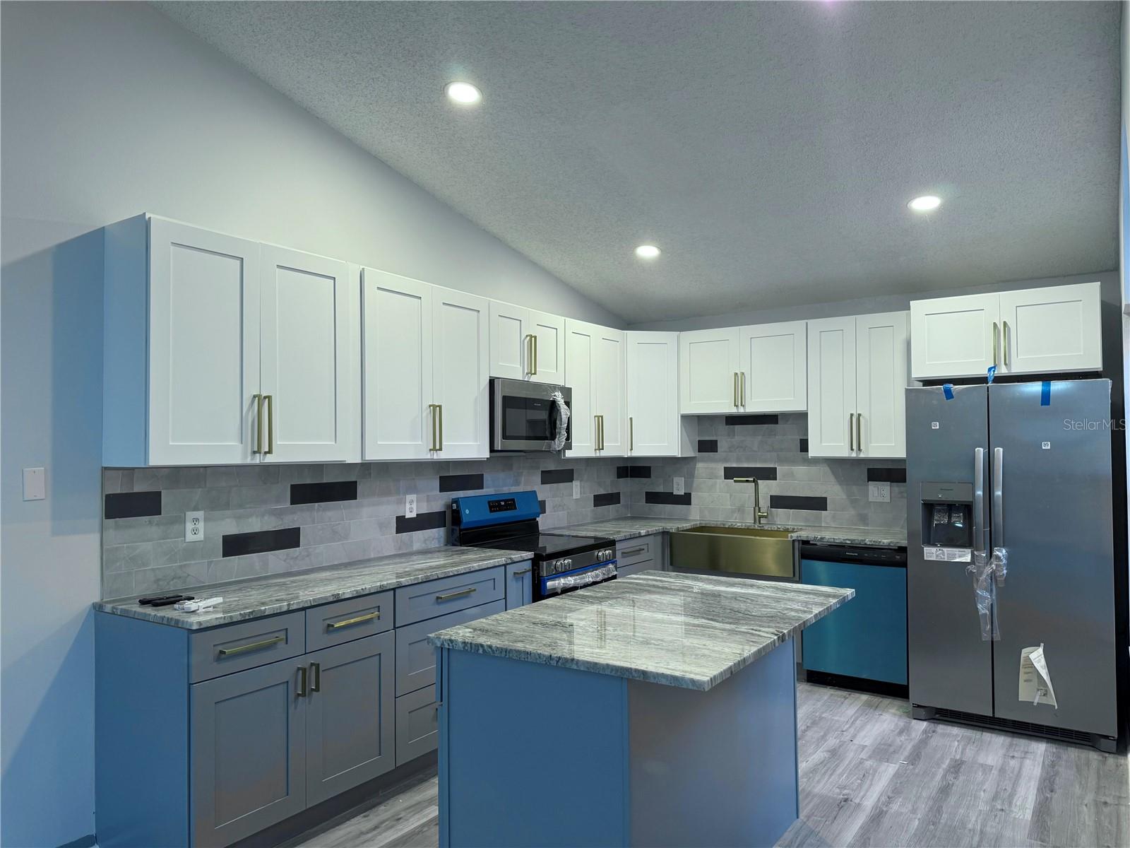 2416 HOUNDS TRL, PALM HARBOR, FL, 34683