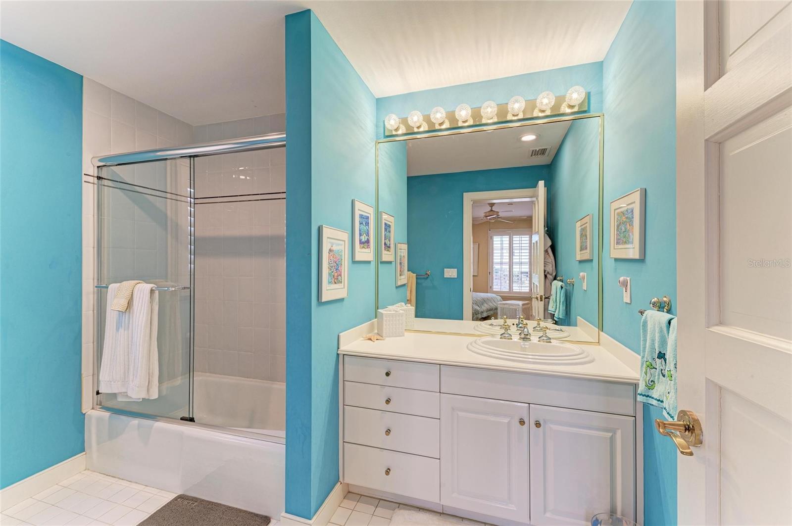 A4666527 Property Photo