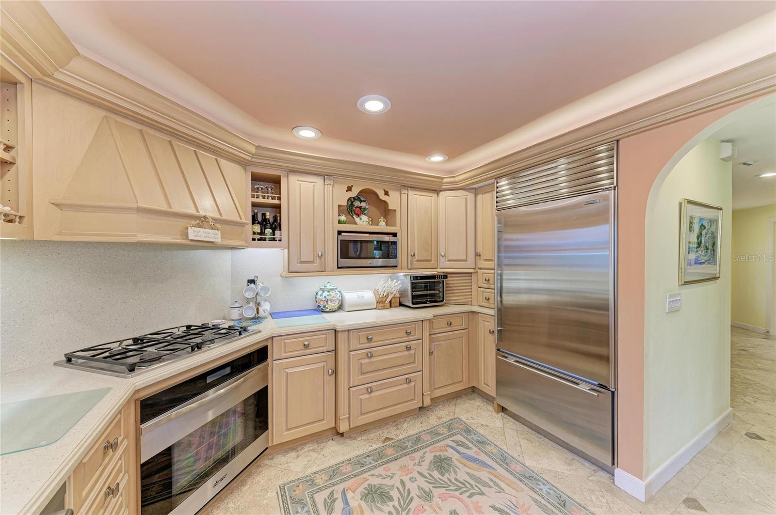 A4666527 Property Photo