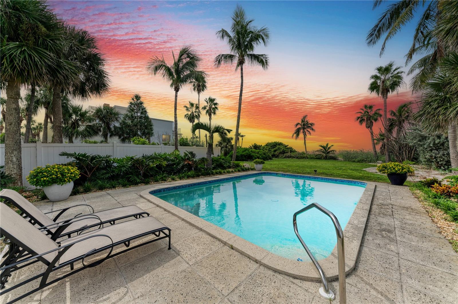 A4666527 Property Photo