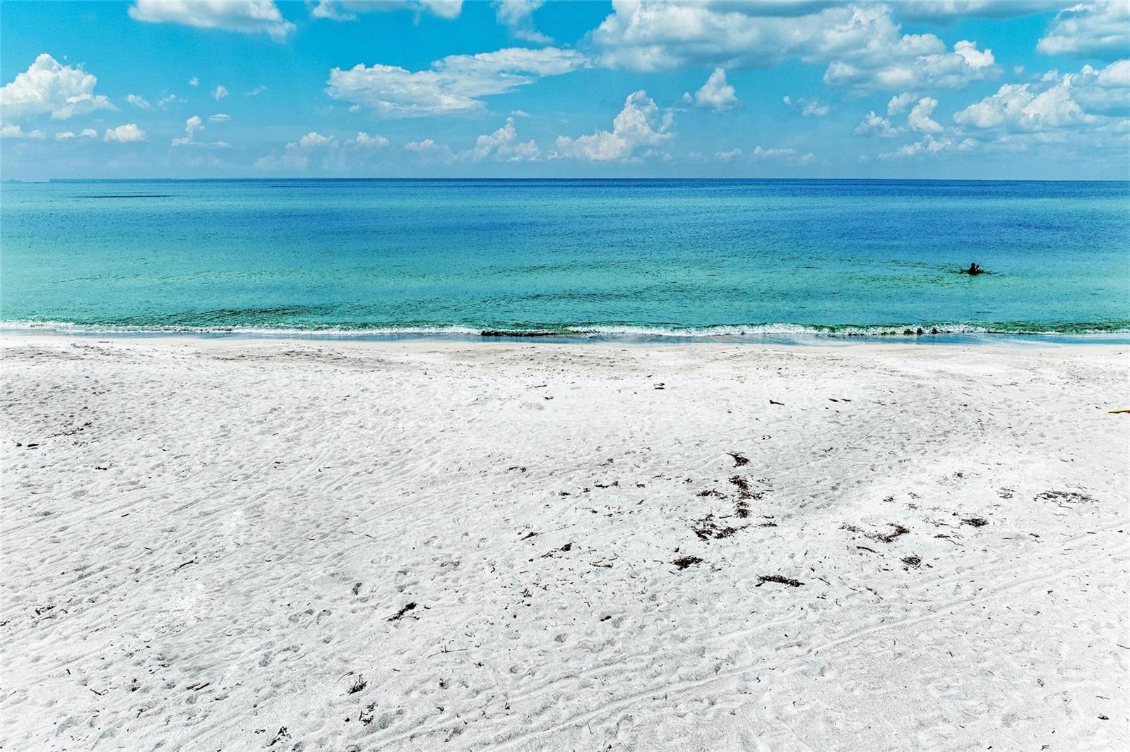 A4666527 Property Photo