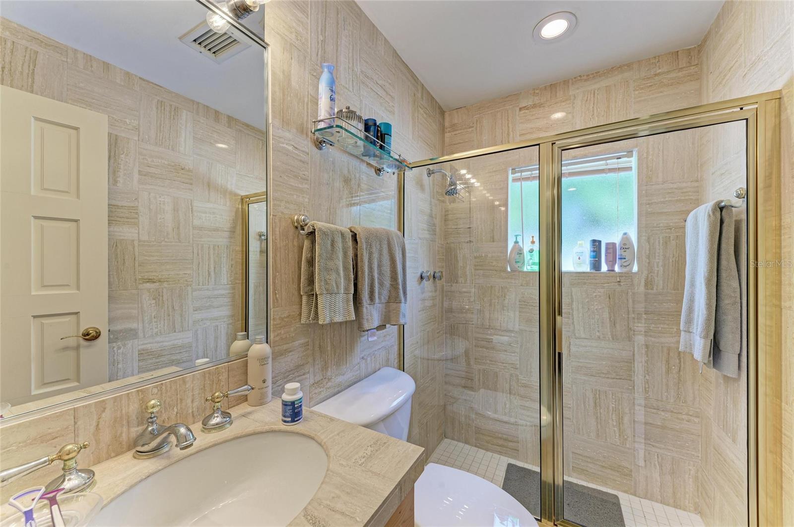 A4666527 Property Photo