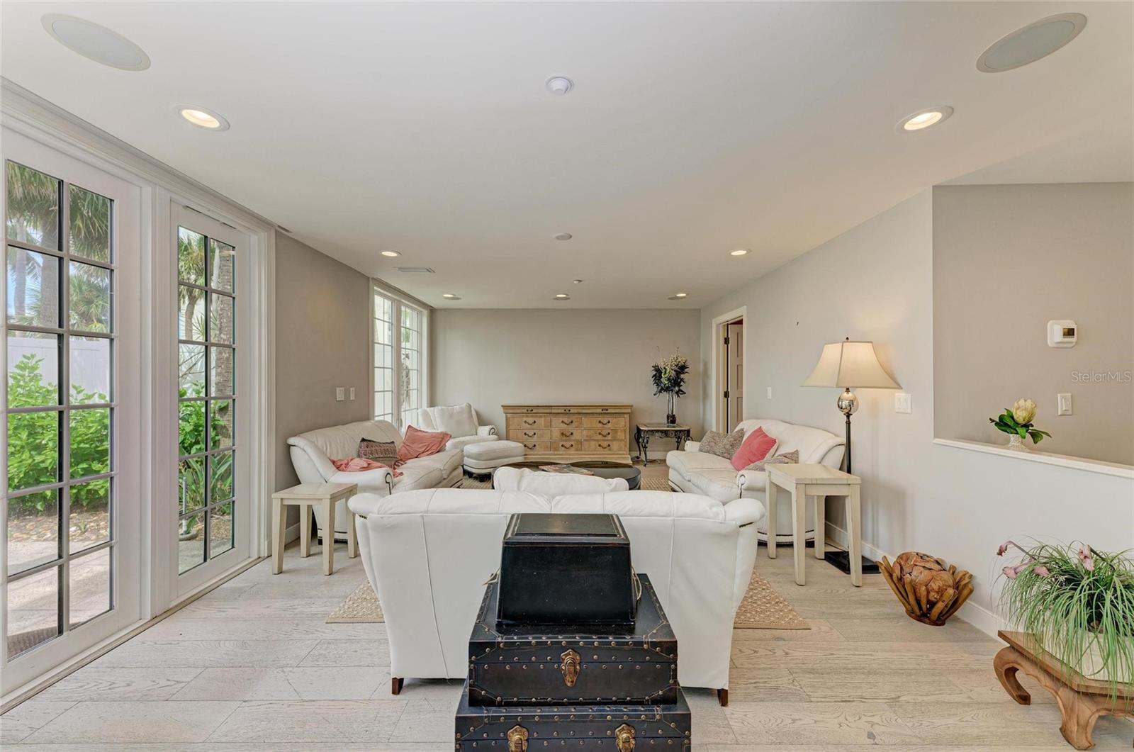 A4666527 Property Photo