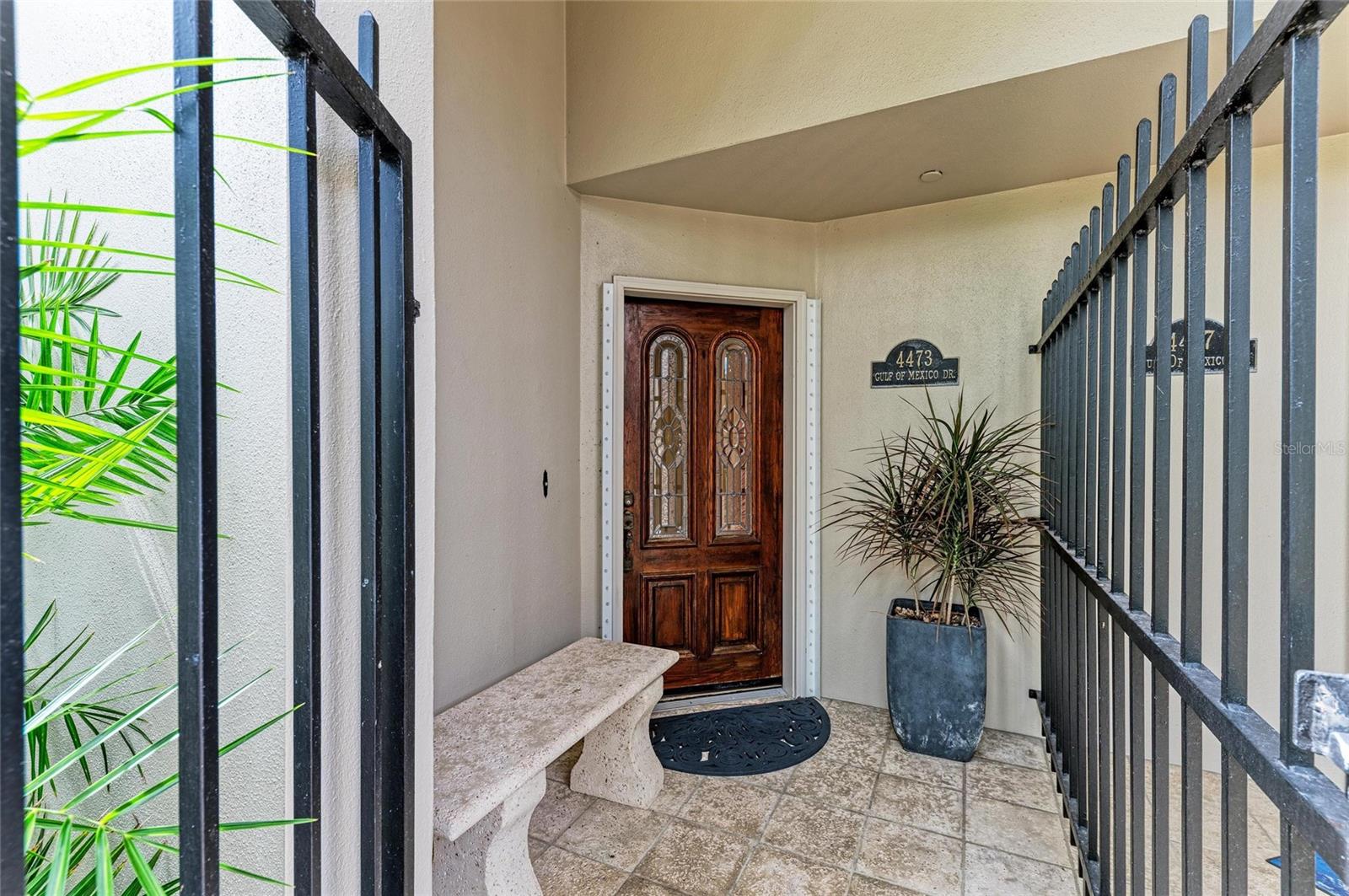 A4666527 Property Photo