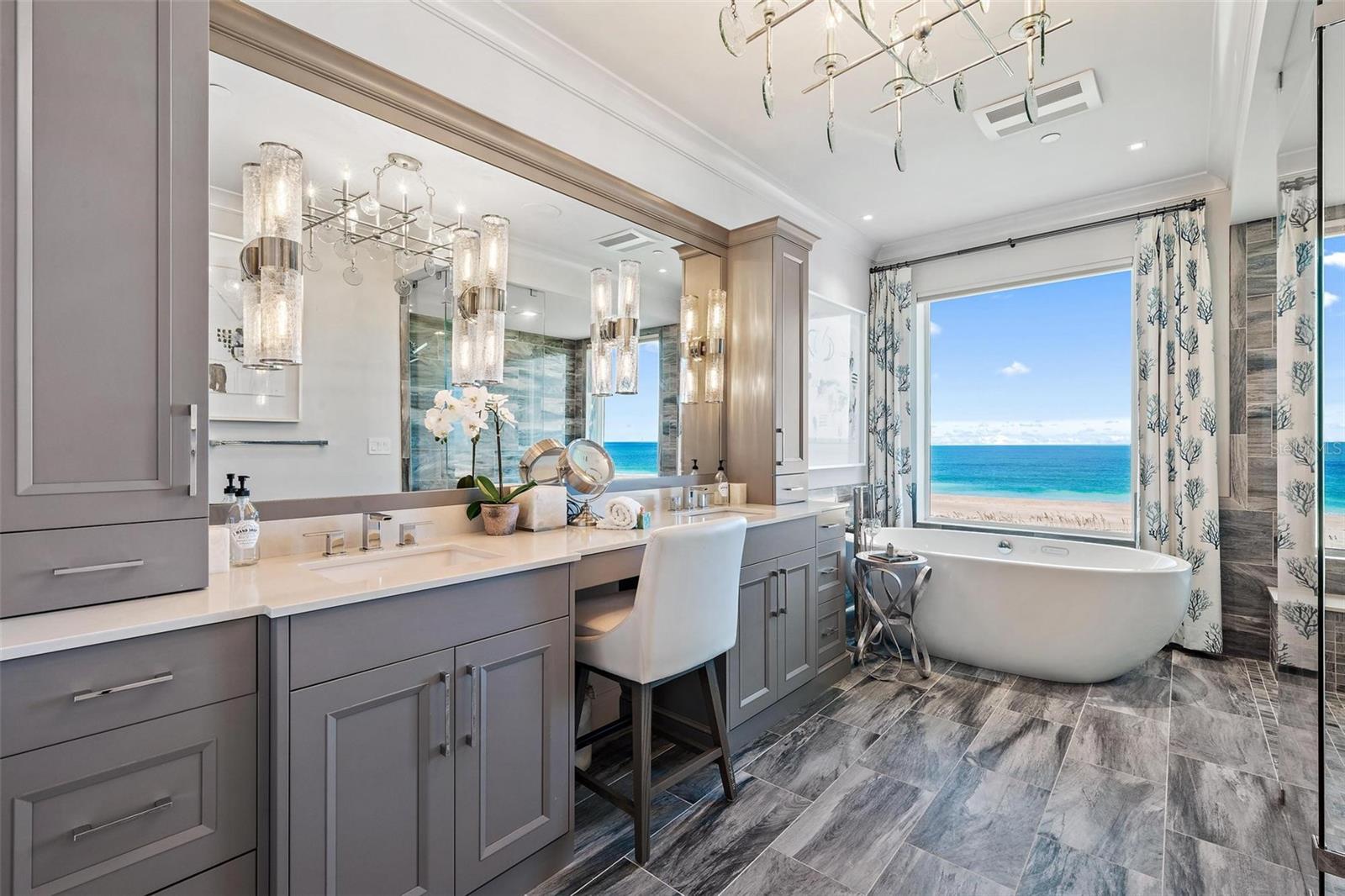 N6140709 Property Photo