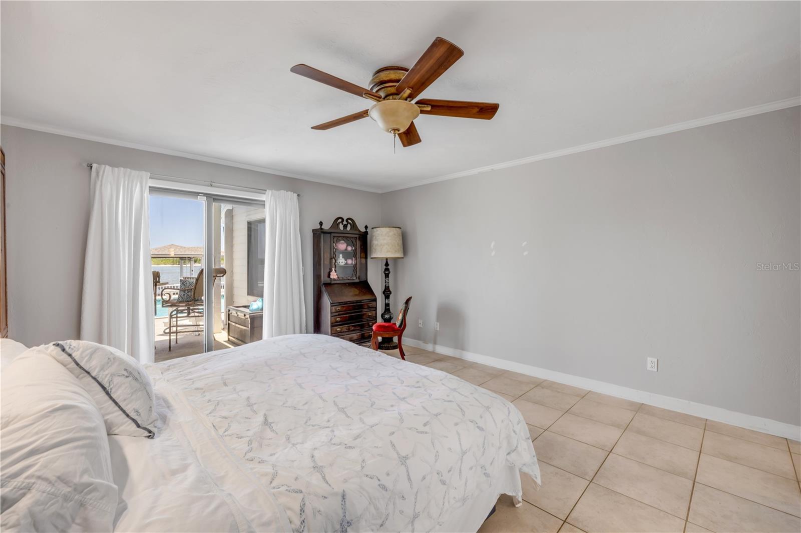 NS1086100 Property Photo