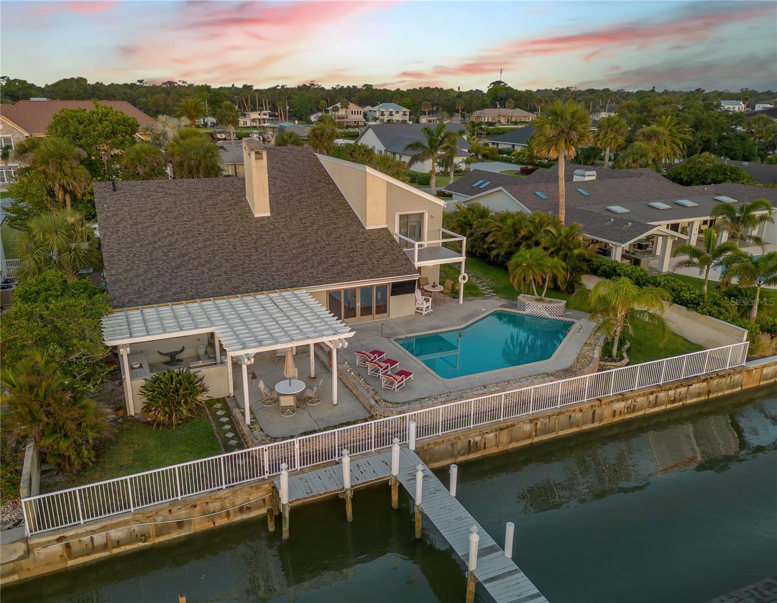 NS1086100 Property Photo