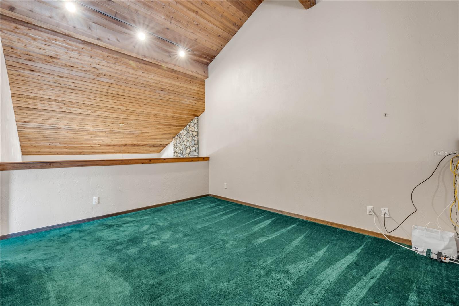 NS1086100 Property Photo