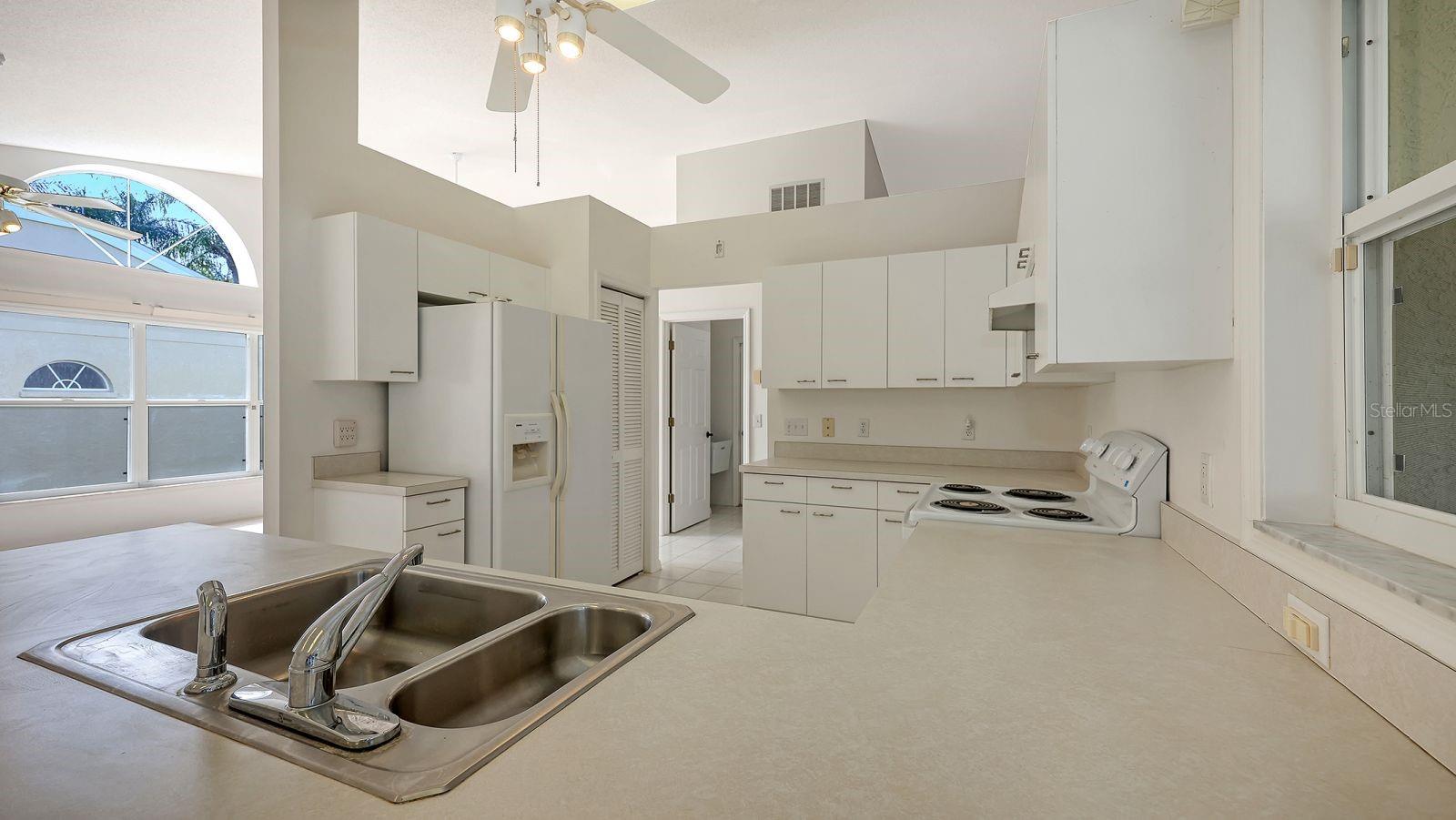 6005 CEDARWOOD LN, BRADENTON, FL, 34203