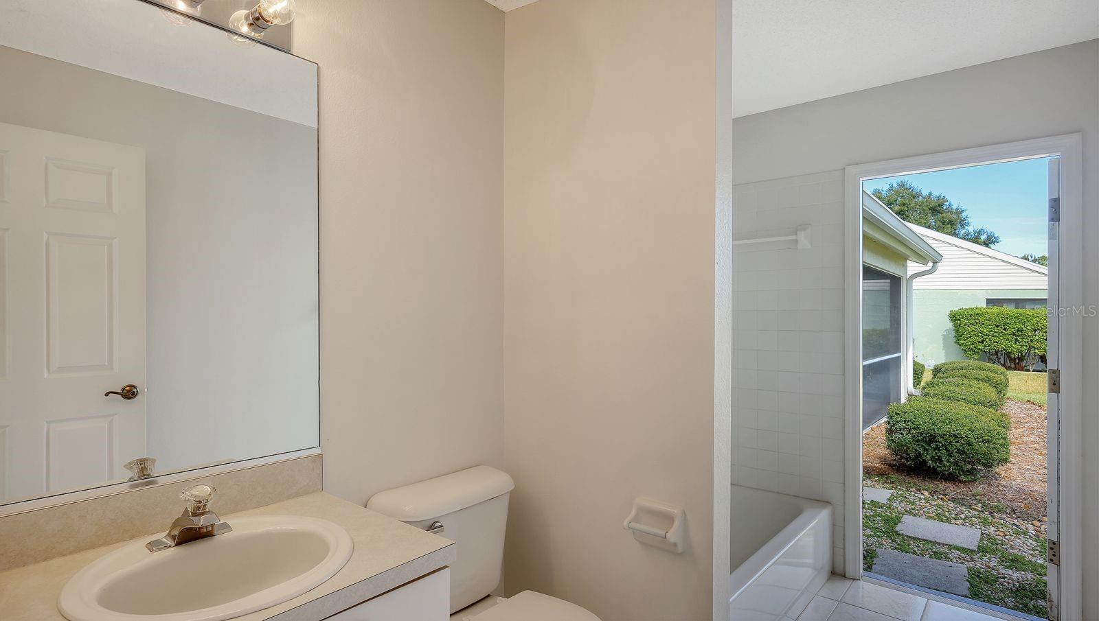 6005 CEDARWOOD LN, BRADENTON, FL, 34203