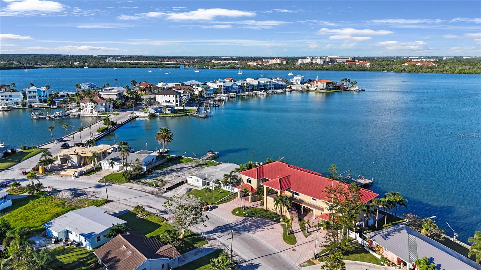 TB8432276 Property Photo