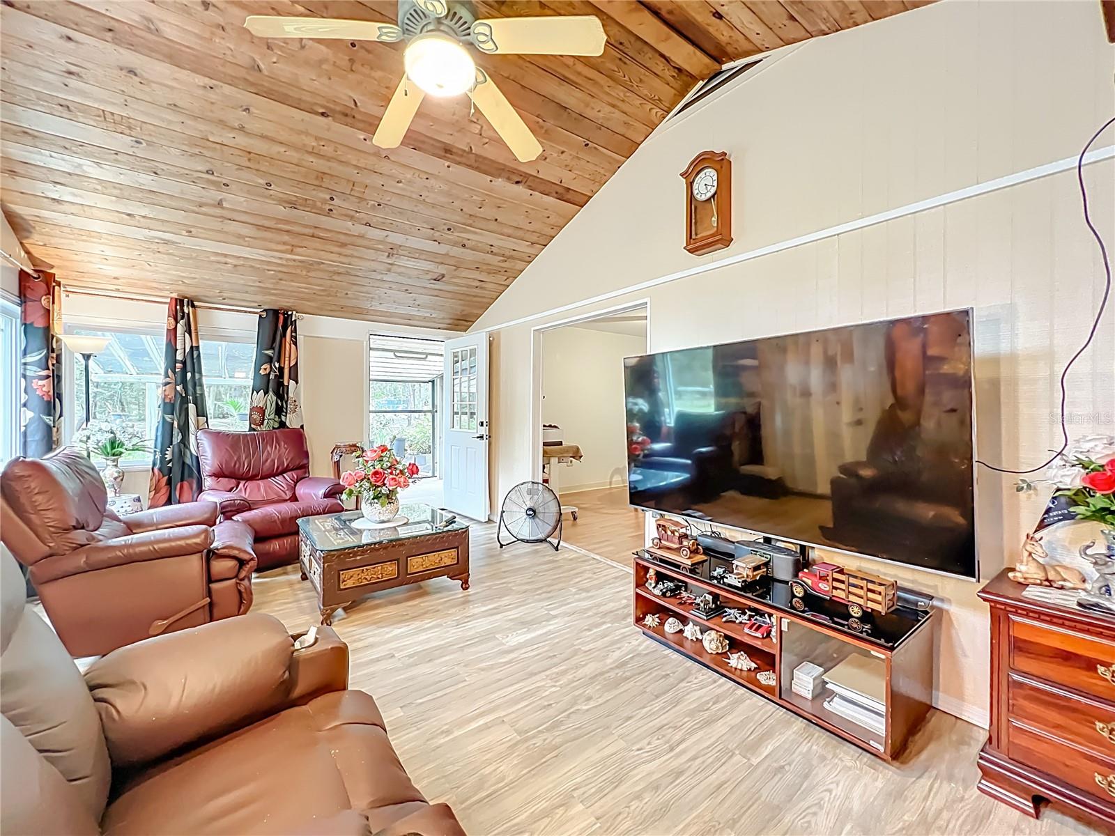 22850 WINTERWILLOW LN, EUSTIS, FL, 32736