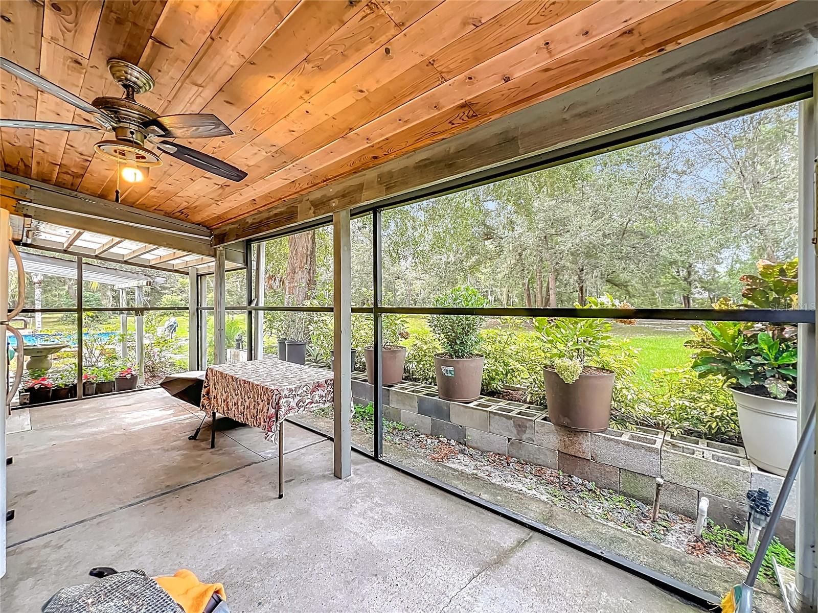 22850 WINTERWILLOW LN, EUSTIS, FL, 32736