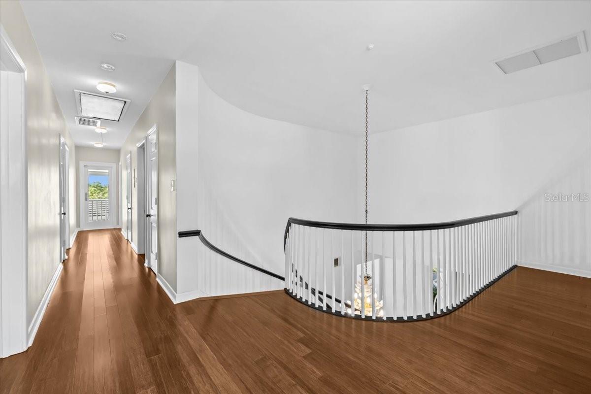 TB8432319 Property Photo