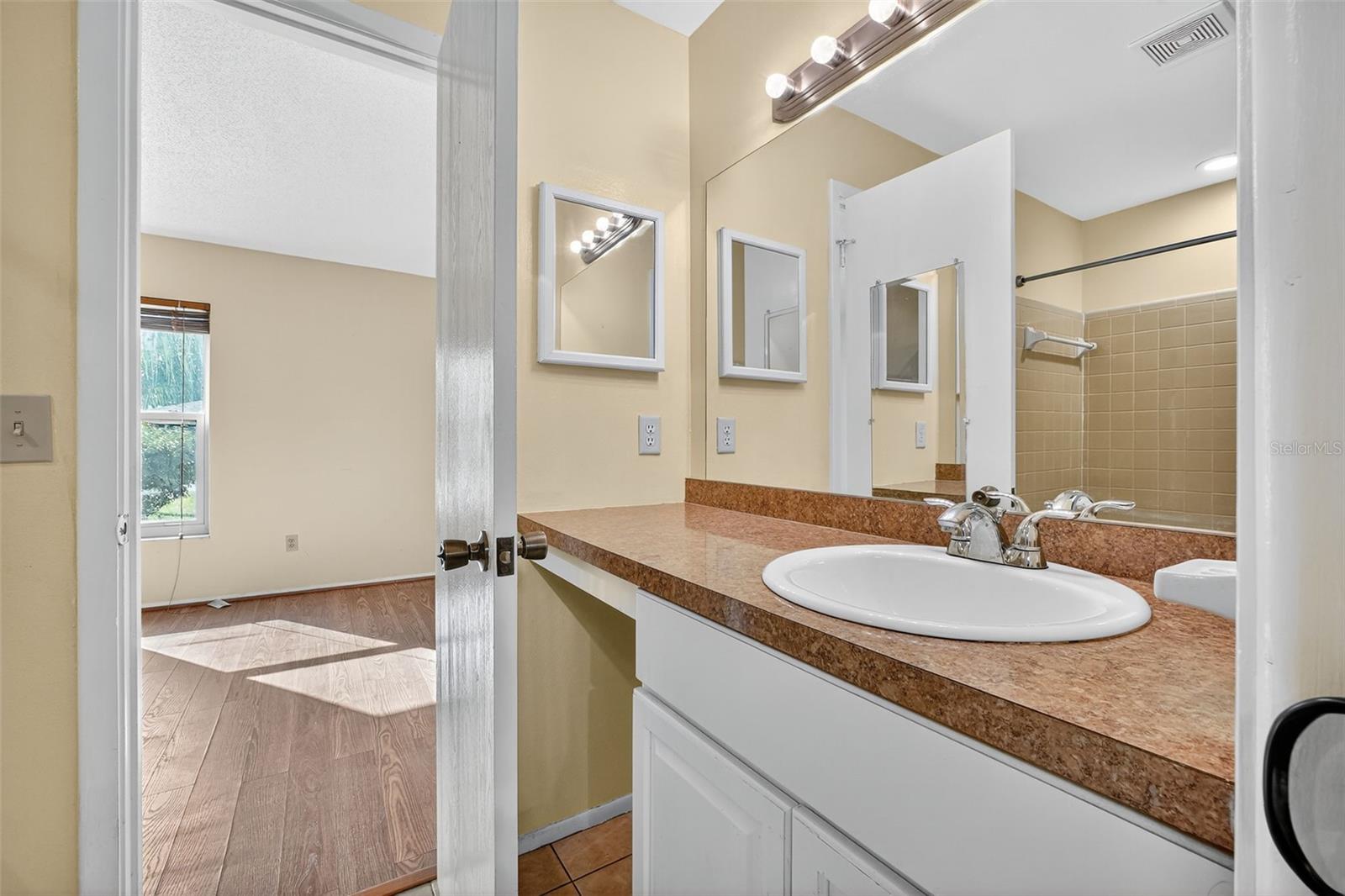 1054 WINDBROOK DR, DELTONA, FL, 32725