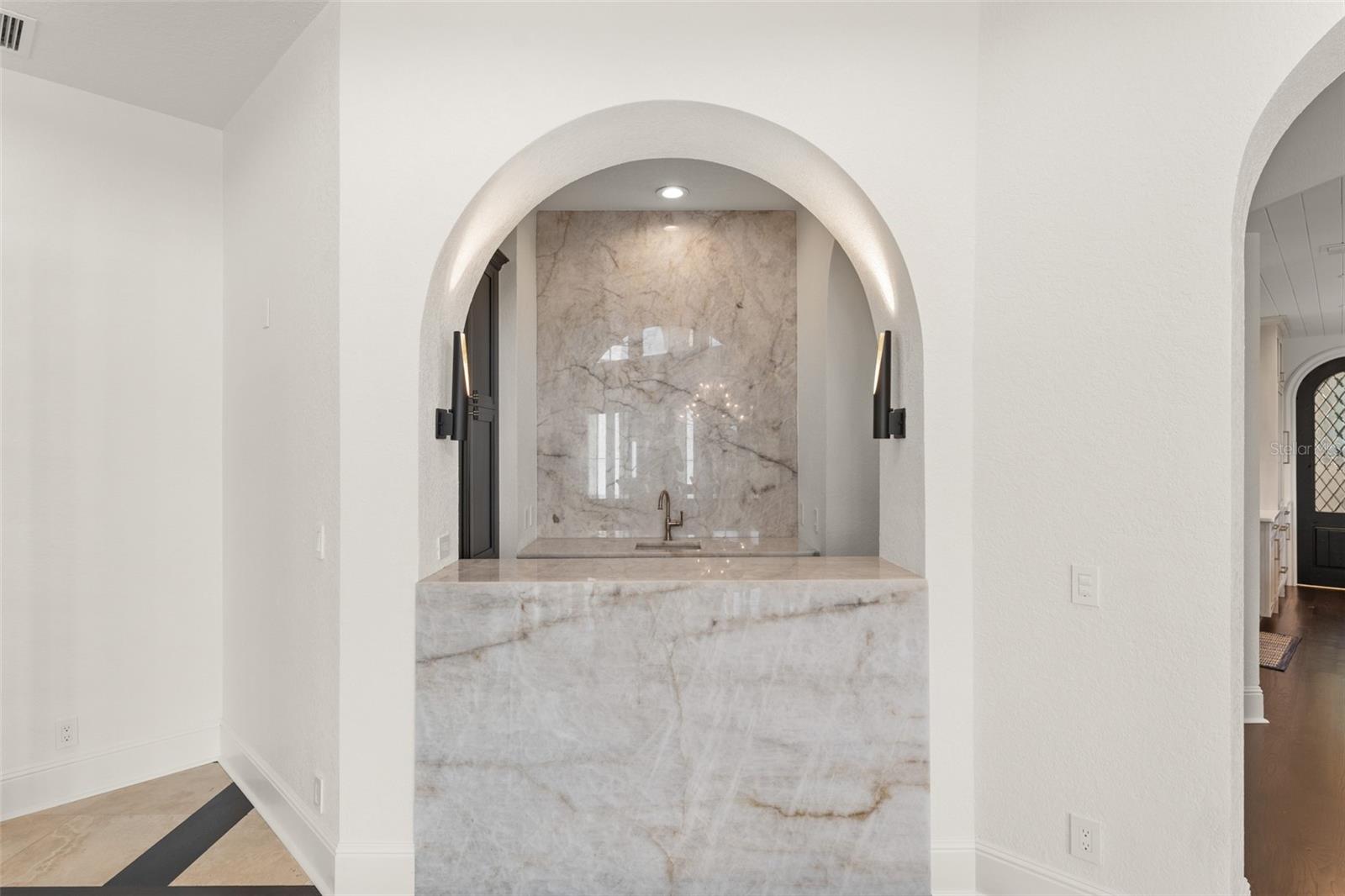 5243 ISLEWORTH COUNTRY CLUB DR, WINDERMERE, FL, 34786