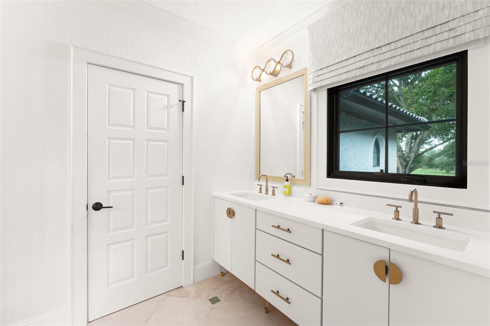 5243 ISLEWORTH COUNTRY CLUB DR, WINDERMERE, FL, 34786